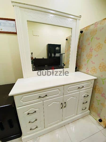 mirror table for sale 1