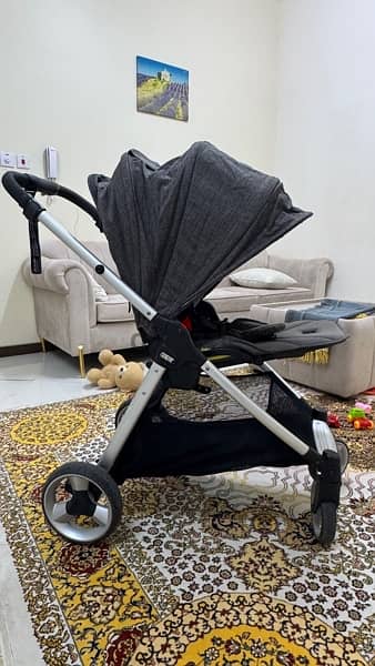 Stroller in Excellent  condition 2