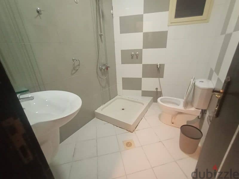 Spacious Furnished Studio flat for Rent saar 2