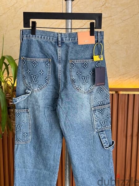 Louis Vuitton Men's Pants 1