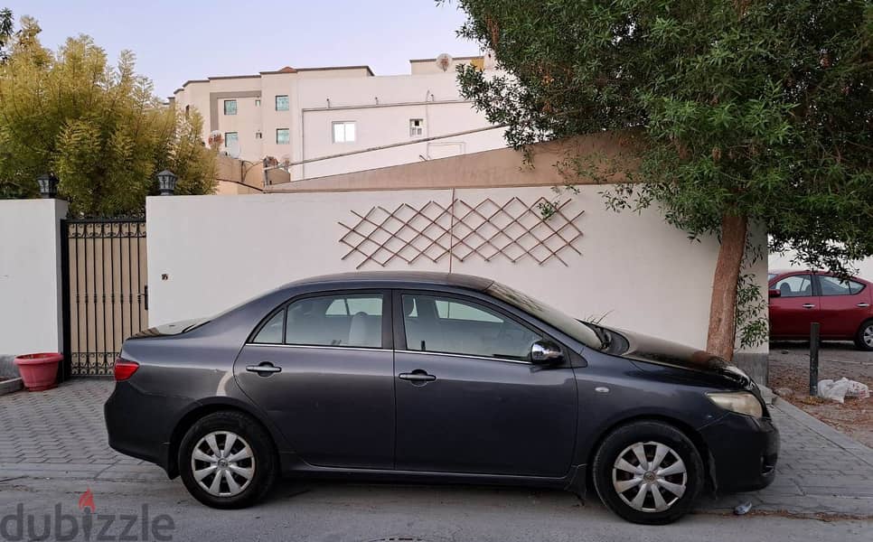 Toyota Corolla 2010 XLi 1