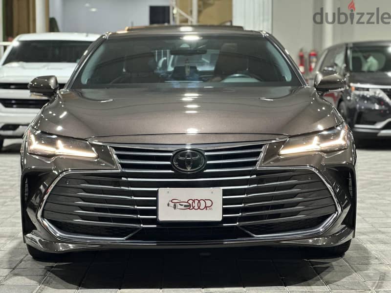 Toyota Avalon 2019 1