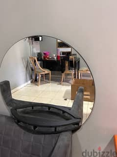 urgent sale , wall hanging mirror, 10 bd ,round shape , no delivery