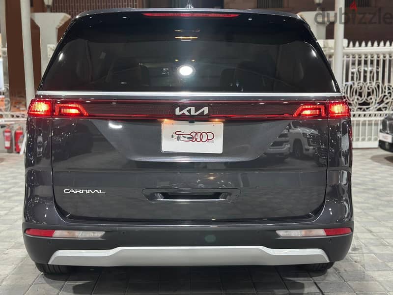 Kia Carnival 2023 4