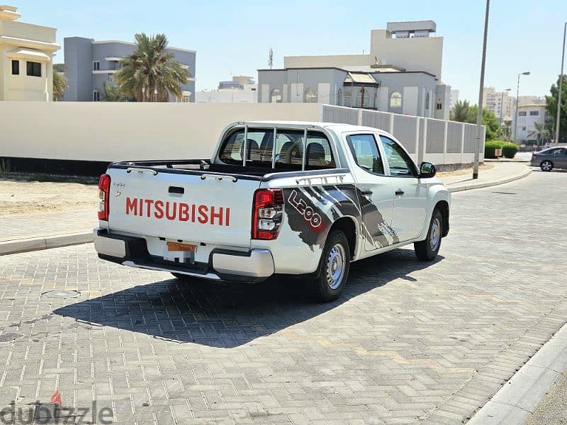 MITSUBISHI L200 2019 DOUBLE CABIN PICK-UP URGENTLY FOR SALE 3