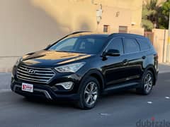 2014 model Hyundai Santa Fe 0