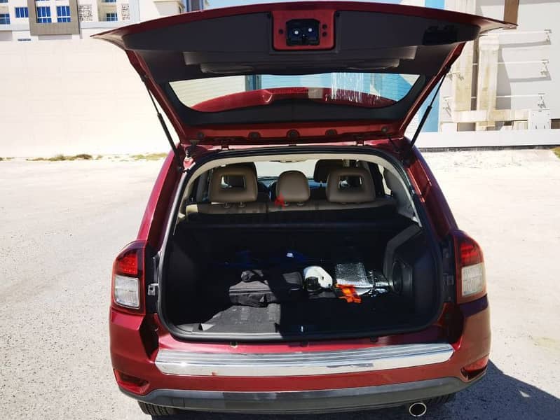 Jeep Compass 2014 in Manama 4