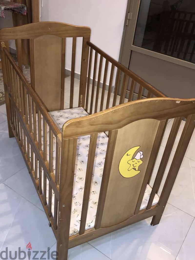 Juniors crib white 15 bd -- wood colour crib 15 bd 4