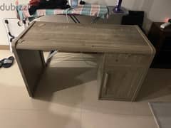 computer/office table 0