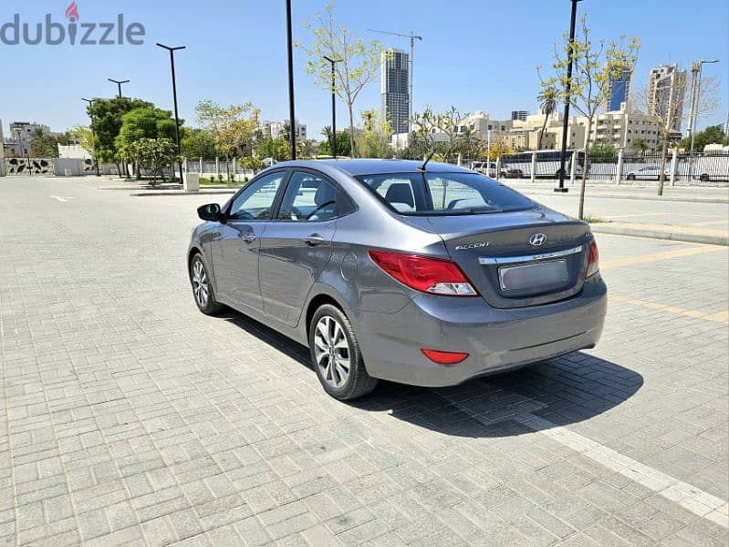 HHYUNDAI AACCENT 2017 FULL OPTION EXCELLENT CONDATION 5