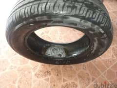 يوجد تاير واحد مقاس 216/60R/16 شبھ جديد سعر ٦دينار