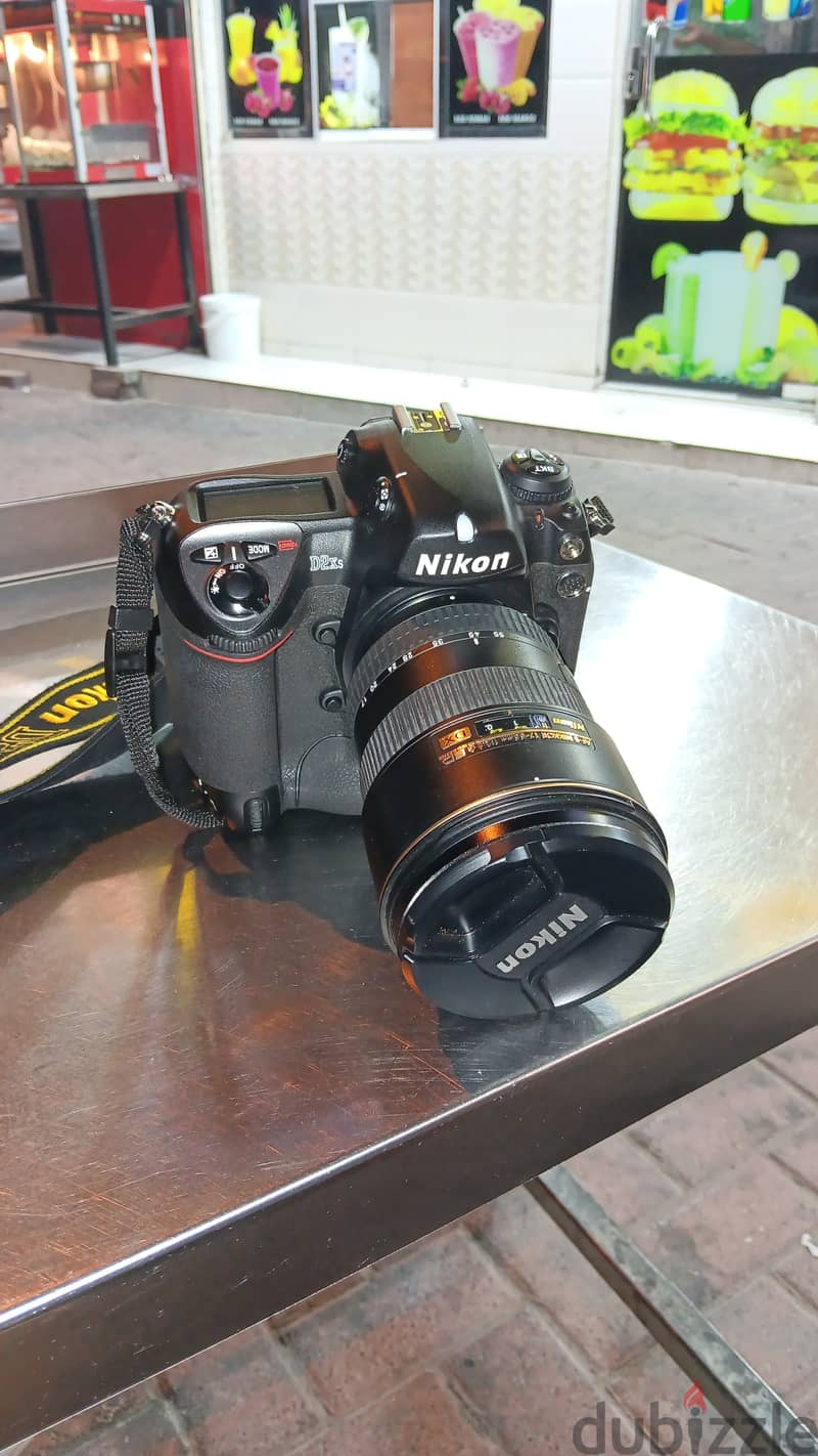 Nikon d2xs 2