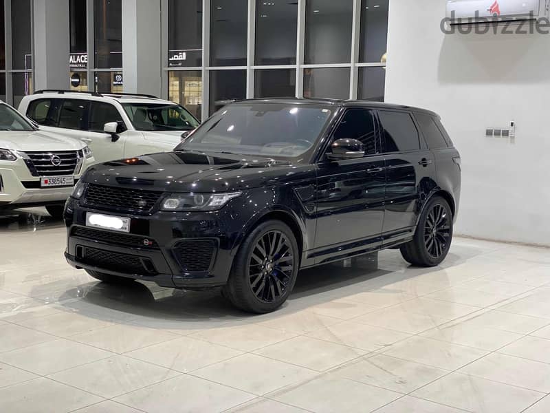 Range Rover Sport SVR 2015 black 1