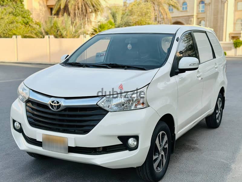 TOYOTA AVANZA MINI CARGO VAN 2016 MODEL CALL OR WHATSAPP ON 33239169 5