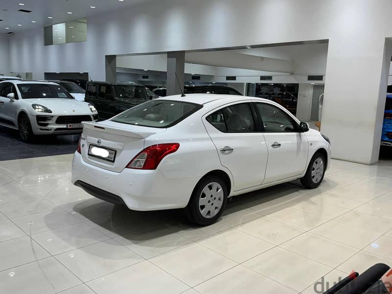 Nissan Sunny 2024 white 5