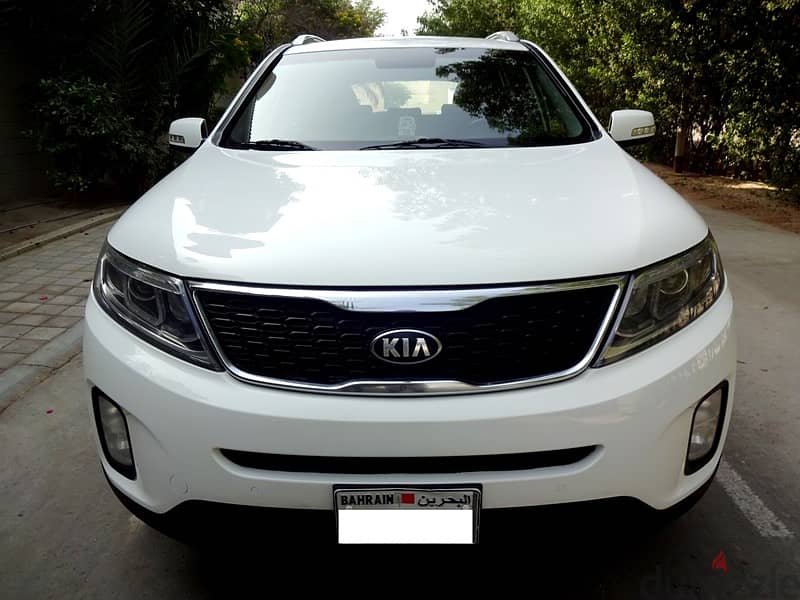 Kia Sorento 3.5 L 2014 V6 7 Seat Well Maintained Urgent Sale 0