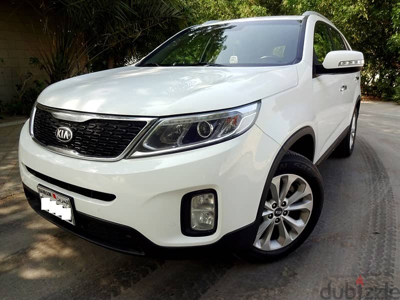 Kia Sorento 3.5 L 2014 V6 7 Seat Well Maintained Urgent Sale 8