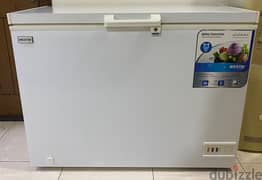 Westin Chest Freezer for 51 للبيع فريزر ب 0