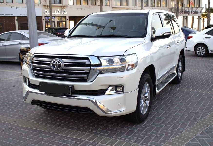 Toyota Land Cruiser 2016 G. X. R 2