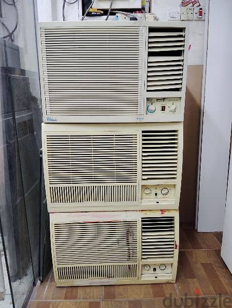 AC for sale 2 AC pearl 1 AC classic good working 1