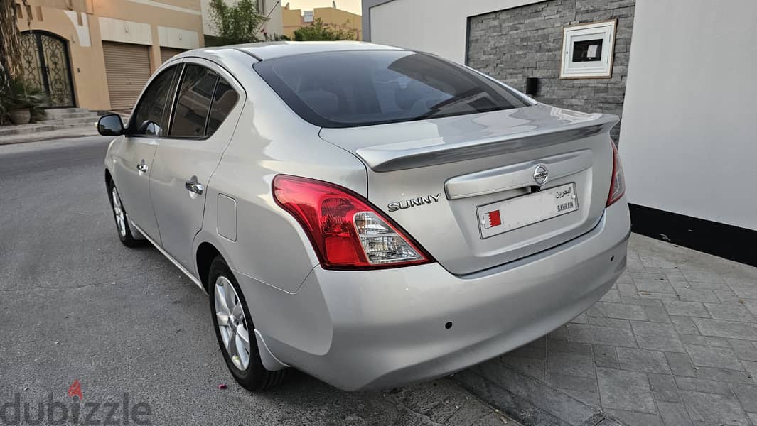 Nissan Sunny, Excellent Condition, Silver Color 3