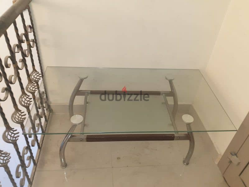 glass table 0