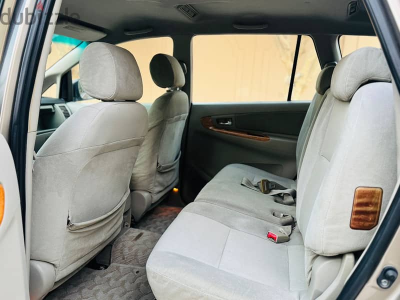 Toyota Innova 2009 G تويوتا اينوفا 5