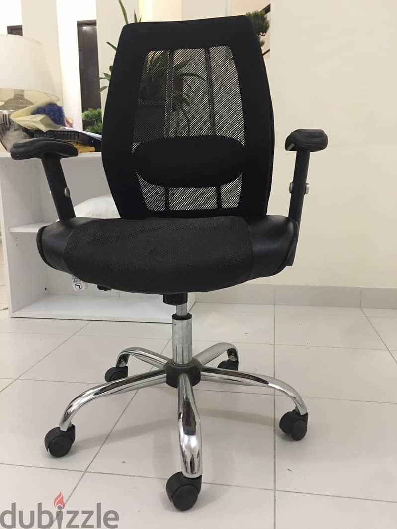 Office Chair Revolving 1