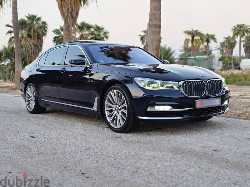 BMW 7-Series 2017 0