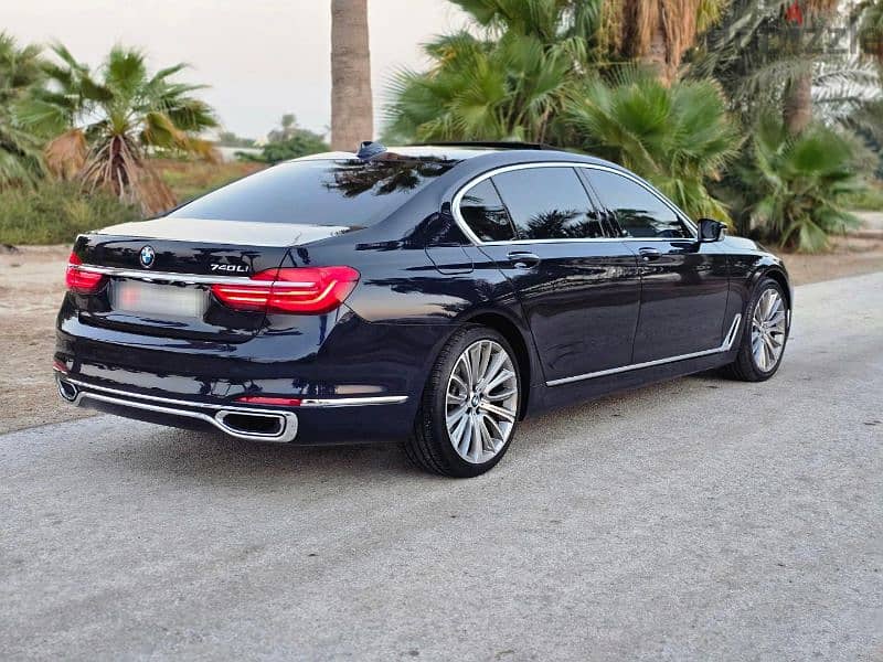 BMW 7-Series 2017 2