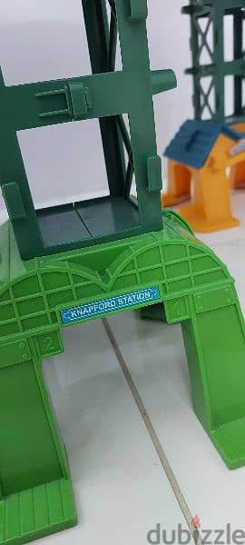 Fisher-Price Thomas & Friends Super Station FGR22 Train Track Set 4