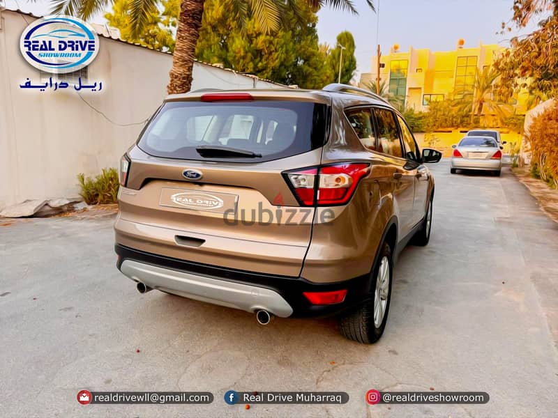 FORD ESCAPE Year-2019 Engine-2.5L 4 Cylinder Colour-Beige 4