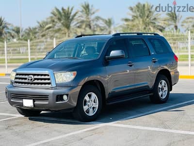 Toyota Sequoia 2012