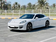 Porsche Panamera S 2011