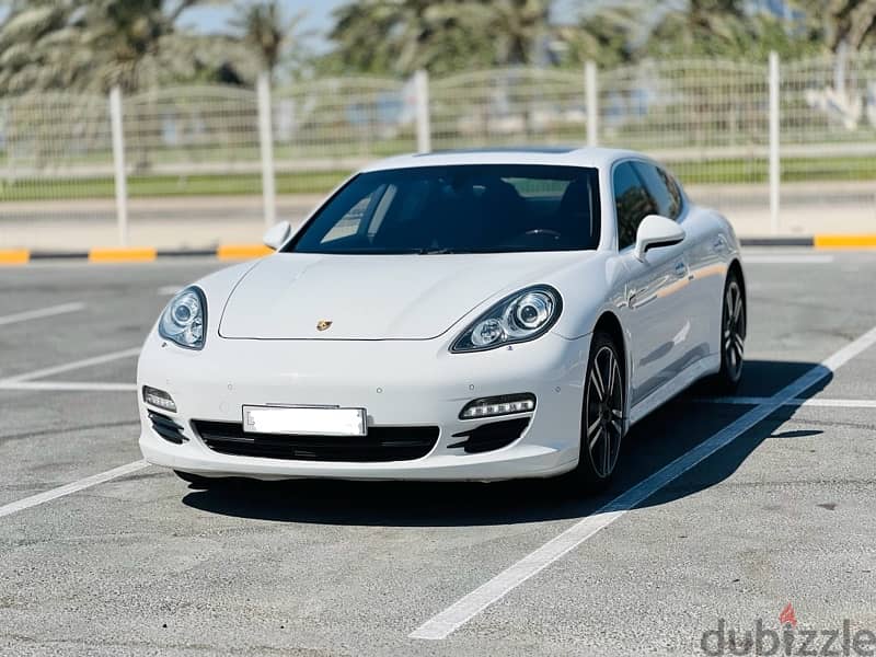 Porsche Panamera S 2011 3