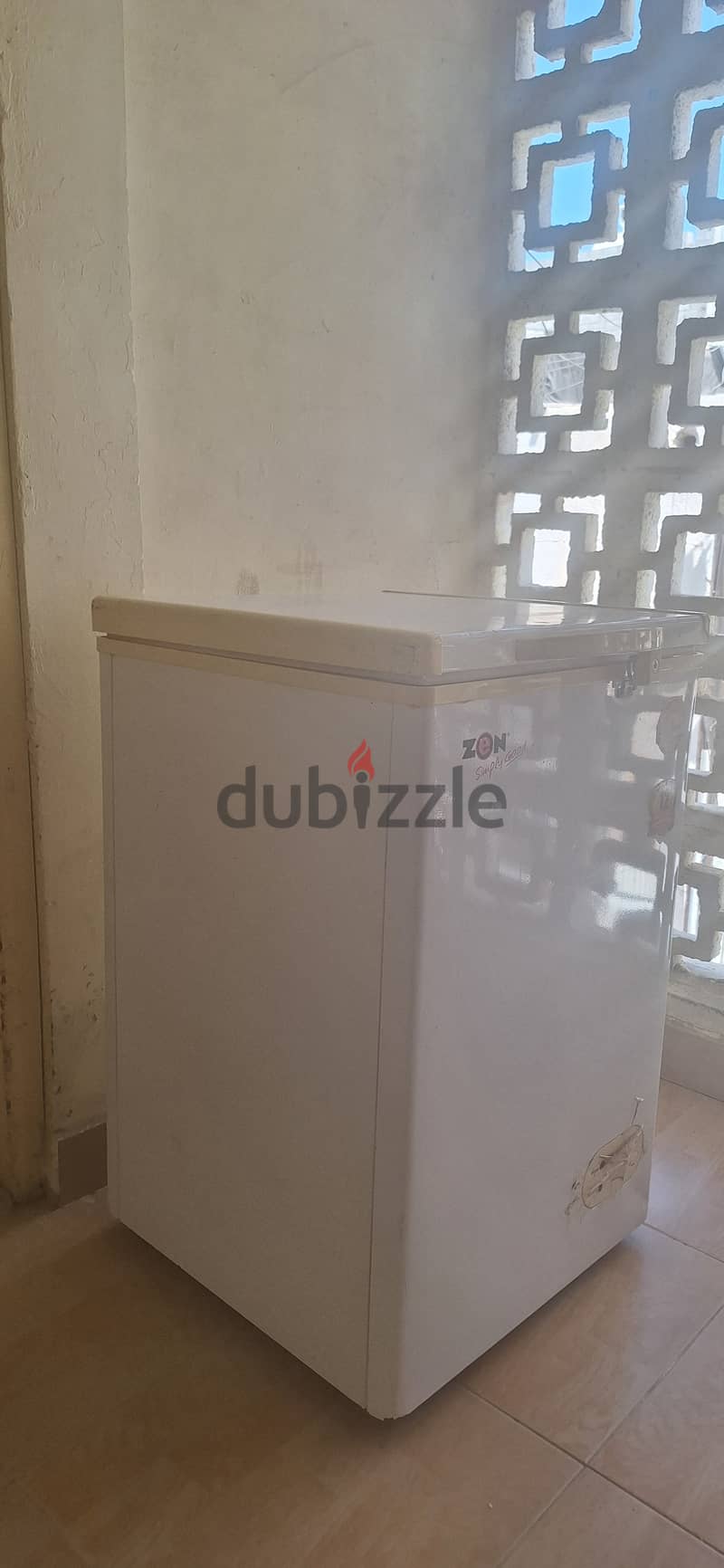 Zen freezer for sale in good condition 2