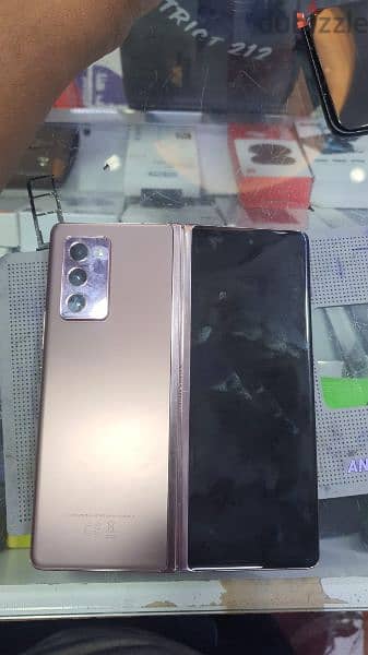 urgent sale Samsung fold 2 256 gb 12 gb ram 7