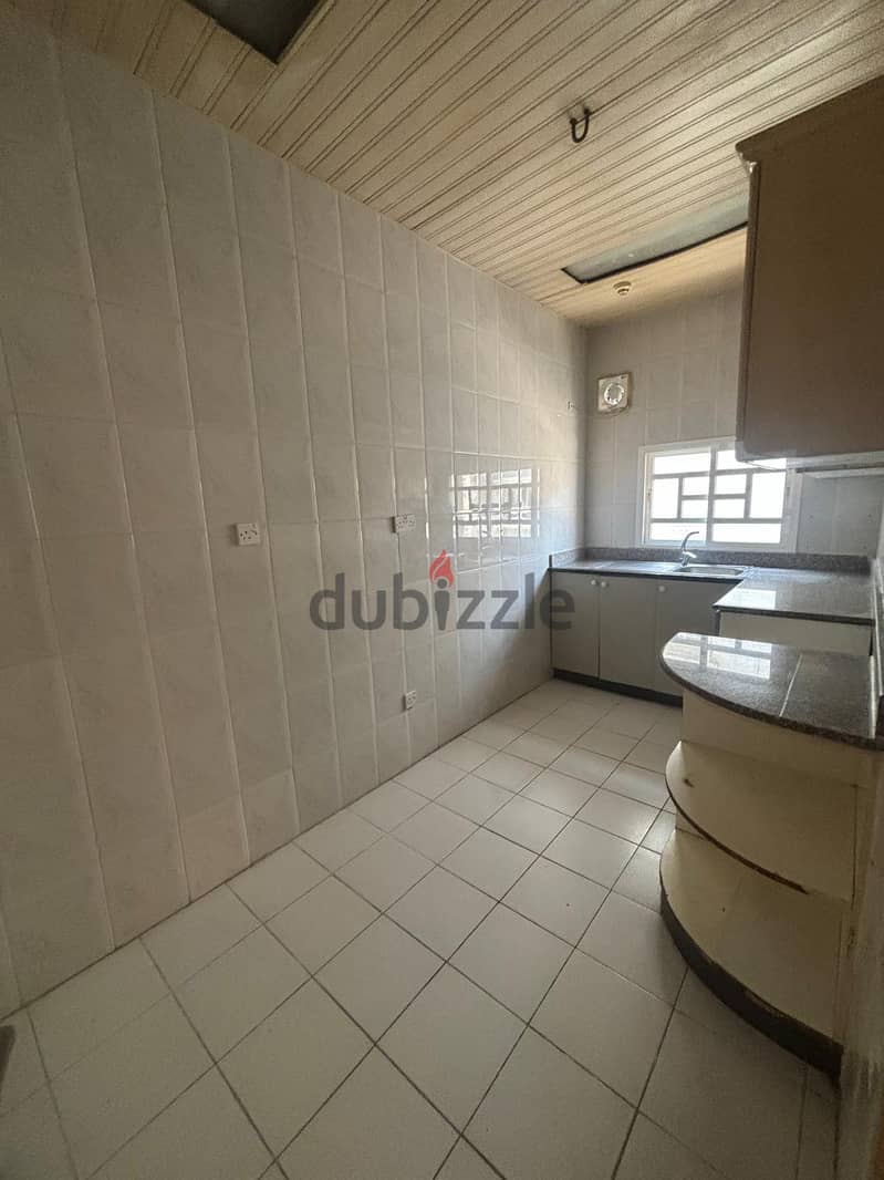 شقق للإيجار في الحورة Apartments for rent in Hoora 9