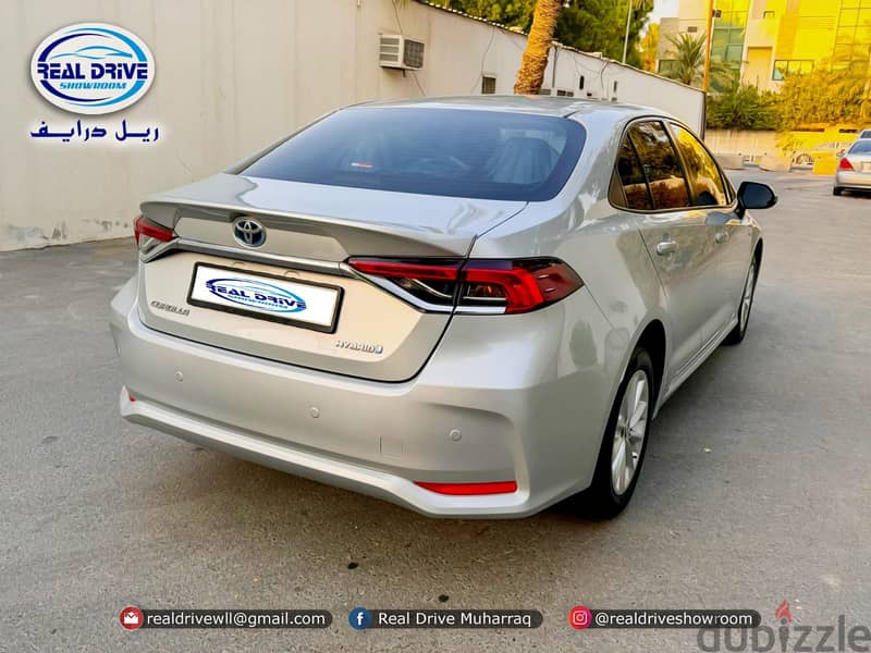 TOYOTA COROLLA  Year-2020 Engine-1.8L Odo meter-98,000km Colour-Silver 3