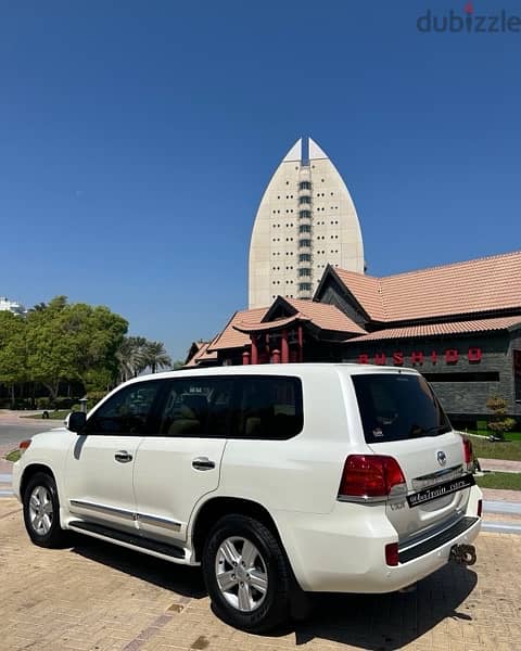 Toyota Land Cruiser 2012 VXR 5.7 2