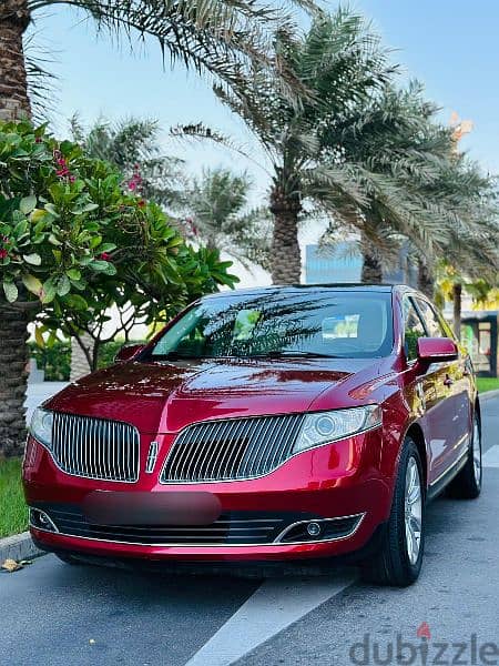 Lincoln MKT 2014 model. single owner. Fully Loaded Luxury 7 Seater 4