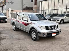 Nissan Navara LE 2013 silver 0