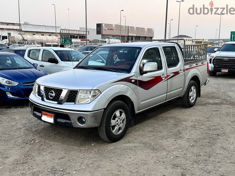 Nissan Navara LE 2013 silver 1