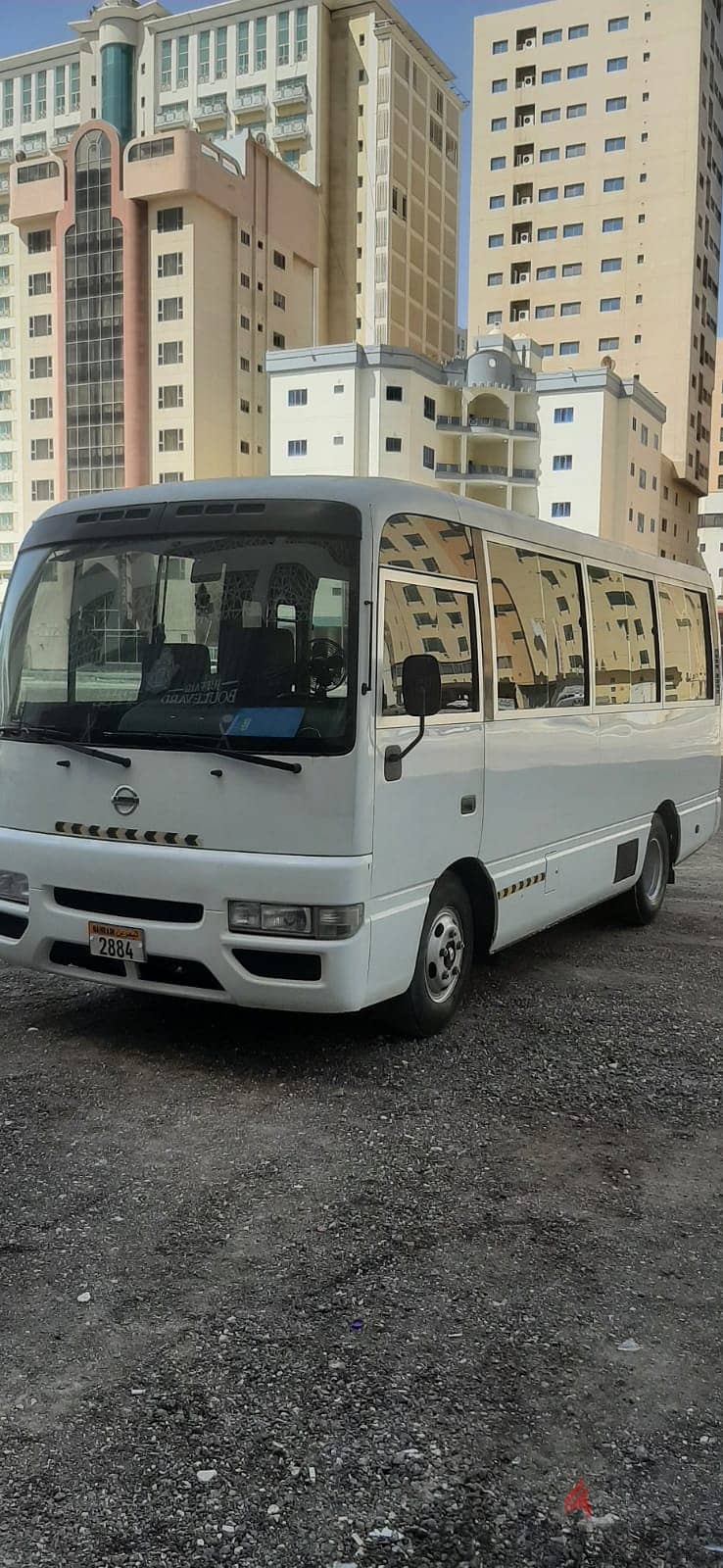 Nissan Civilian 17 Seater 2013 3