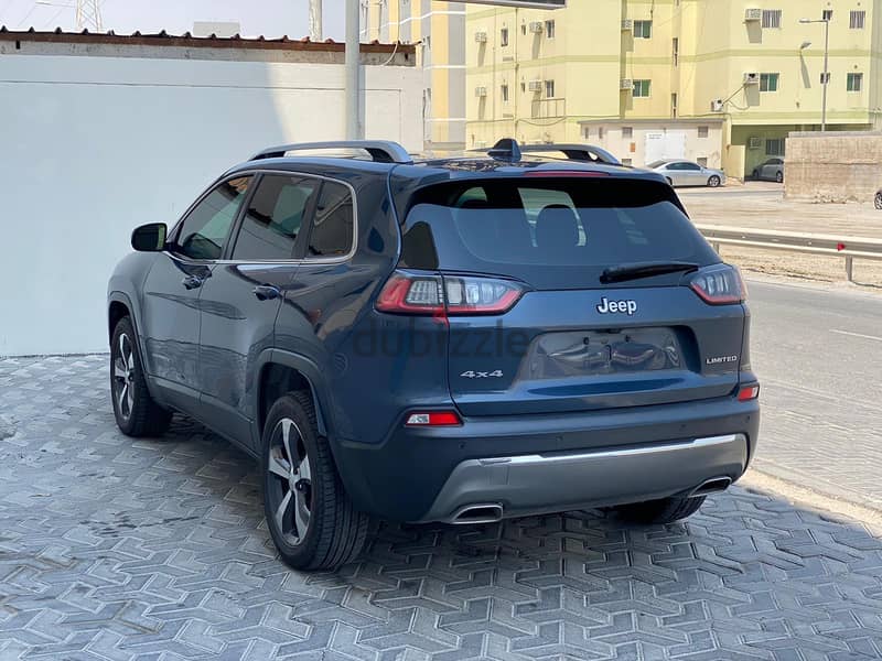 Jeep Cherokee LTD 2019 blue 6