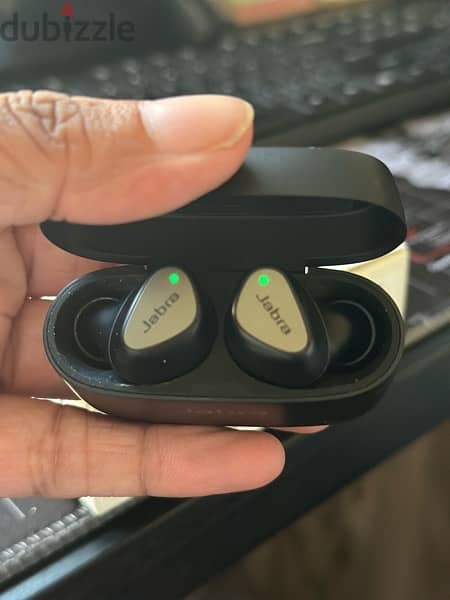 JABRA ELITE 5 EAR PODS / AIRPODS 1