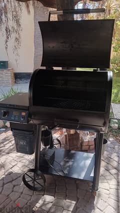 Pellet Smoker