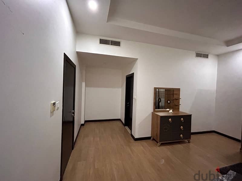 شقة للايجار شاملة في الجفير 34609900 flat for rent in Juffair 2