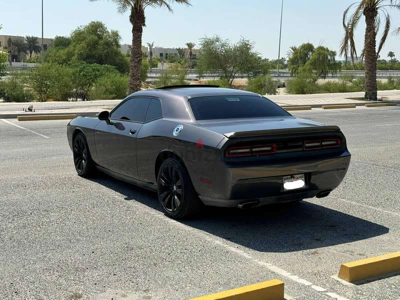 Dodge Challenger 2014 grey 5