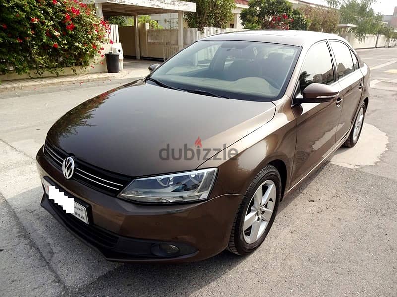 Volkswagen Jetta Full Option 2.0L Well Maintained Car For Sale 1